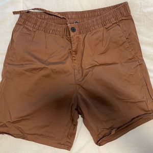 Fitted Cotton material - brown color
